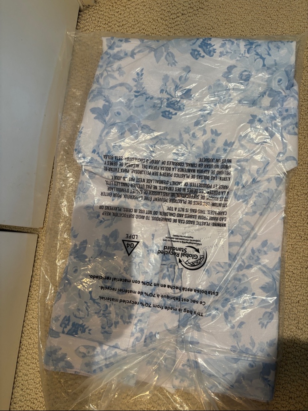 NWT Love Shack Fancy Garden Damask Laundry Backpack - Picture 2 of 2